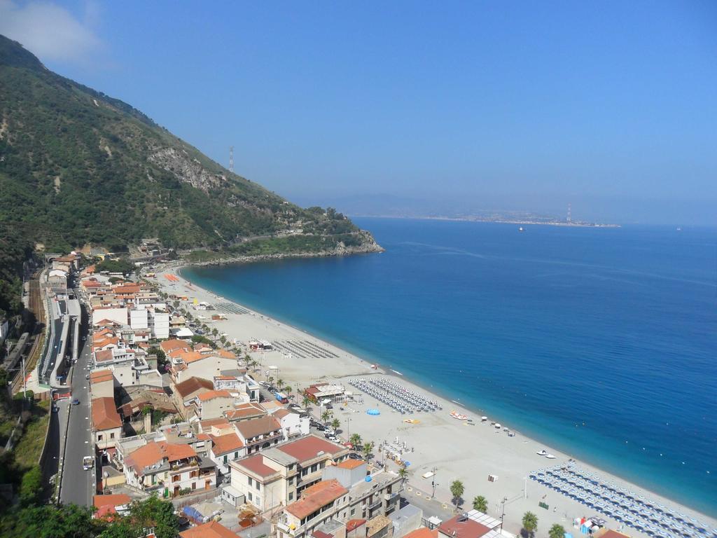 Casa Il Soffio Di Eolo Hotel Scilla Kültér fotó